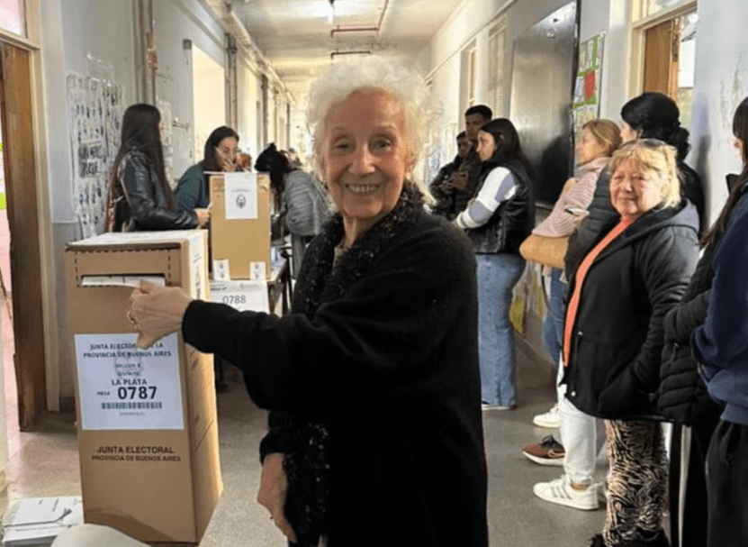 Estela de Carlotto fue internada en La Plata por cuadro de intoxicación y ya recibió el&nbsp;alta