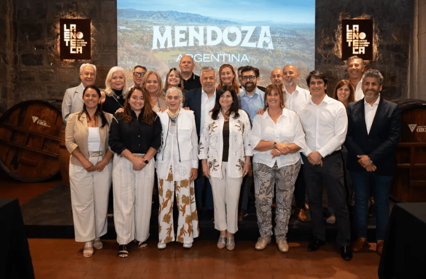 Cornejo participó del lanzamiento de la campaña turística “Mendoza, Manso Destino” para el verano&nbsp;2026